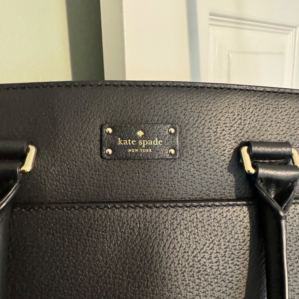 Purse - Picture 2 of 4